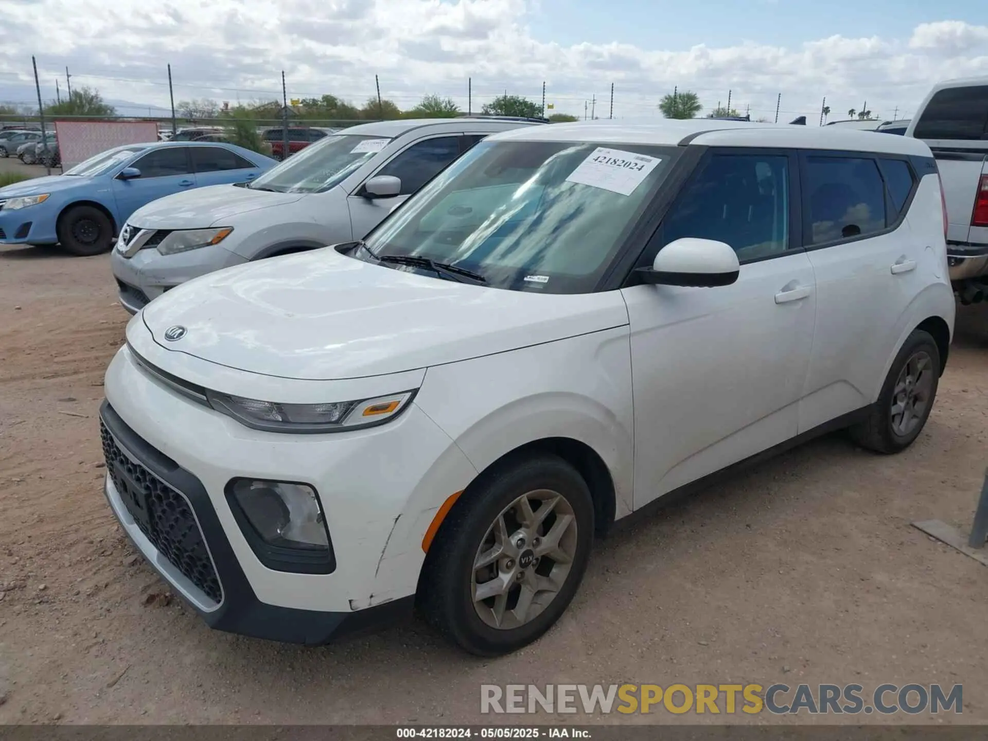 2 Photograph of a damaged car KNDJ23AUXL7060476 KIA SOUL 2020