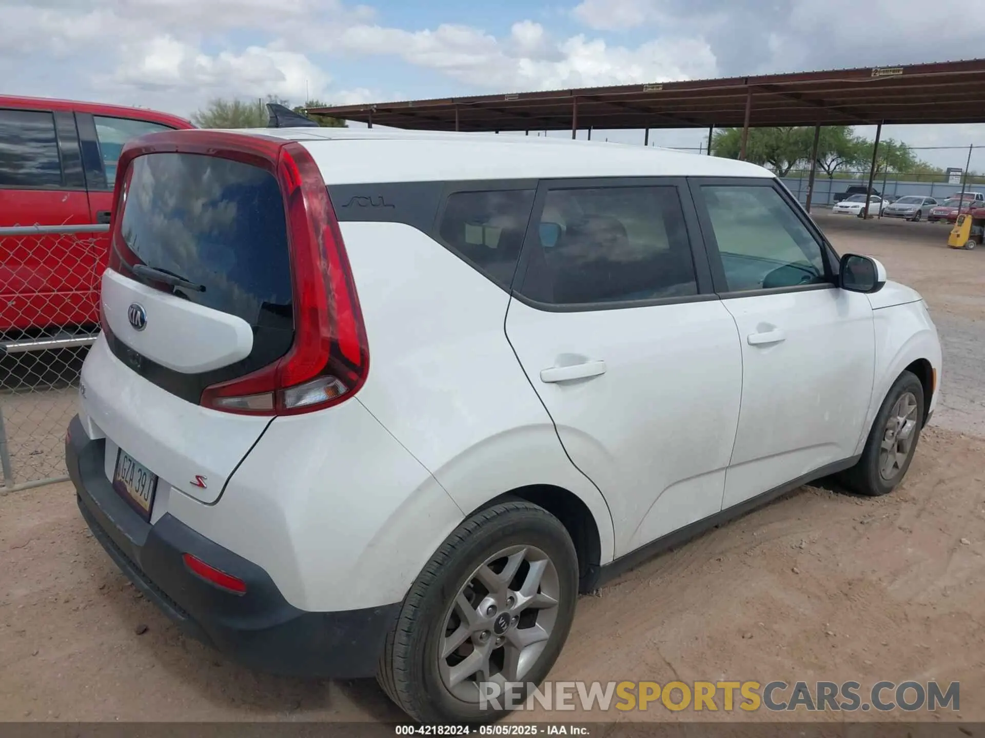 4 Photograph of a damaged car KNDJ23AUXL7060476 KIA SOUL 2020