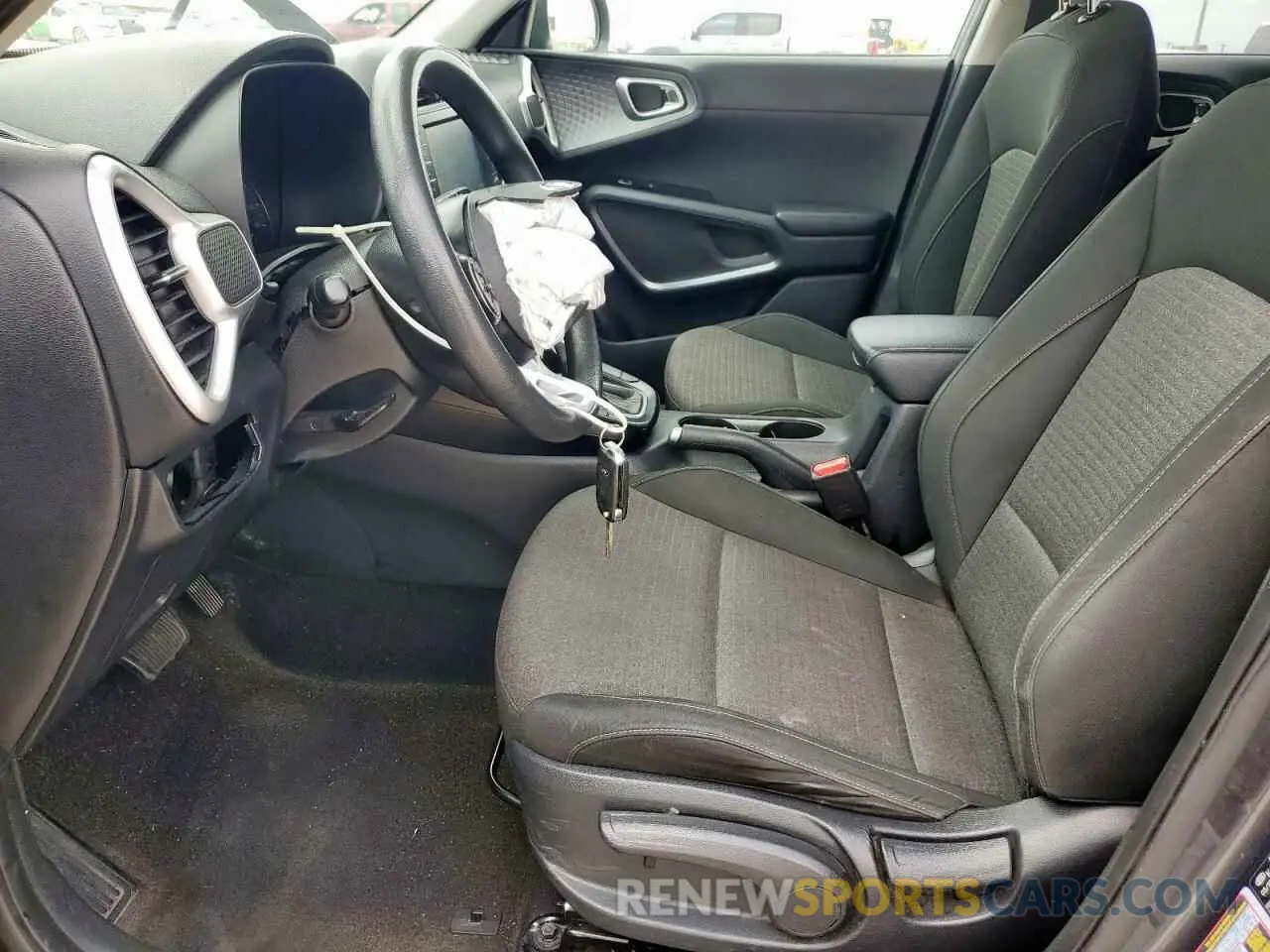7 Photograph of a damaged car KNDJ23AUXL7069341 KIA SOUL 2020