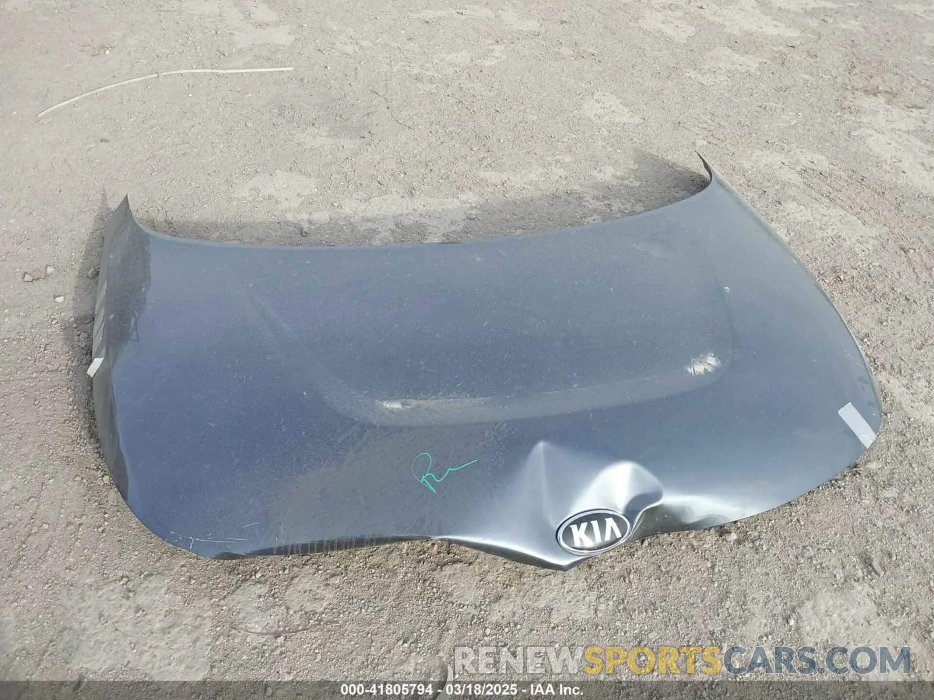12 Photograph of a damaged car KNDJ23AUXL7083367 KIA SOUL 2020