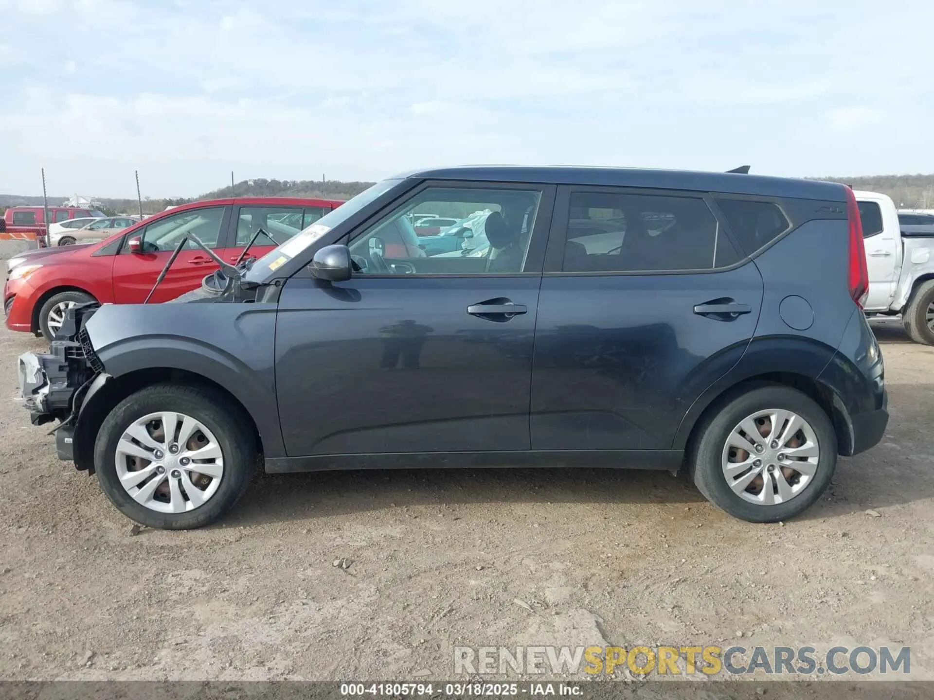 15 Photograph of a damaged car KNDJ23AUXL7083367 KIA SOUL 2020