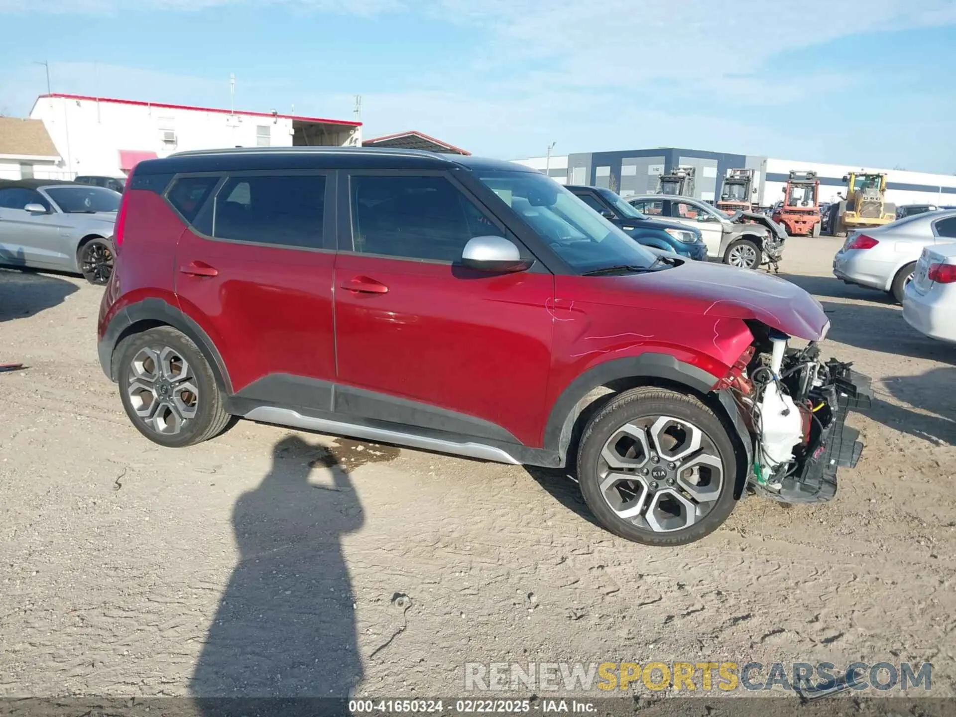1 Photograph of a damaged car KNDJ23AUXL7091033 KIA SOUL 2020