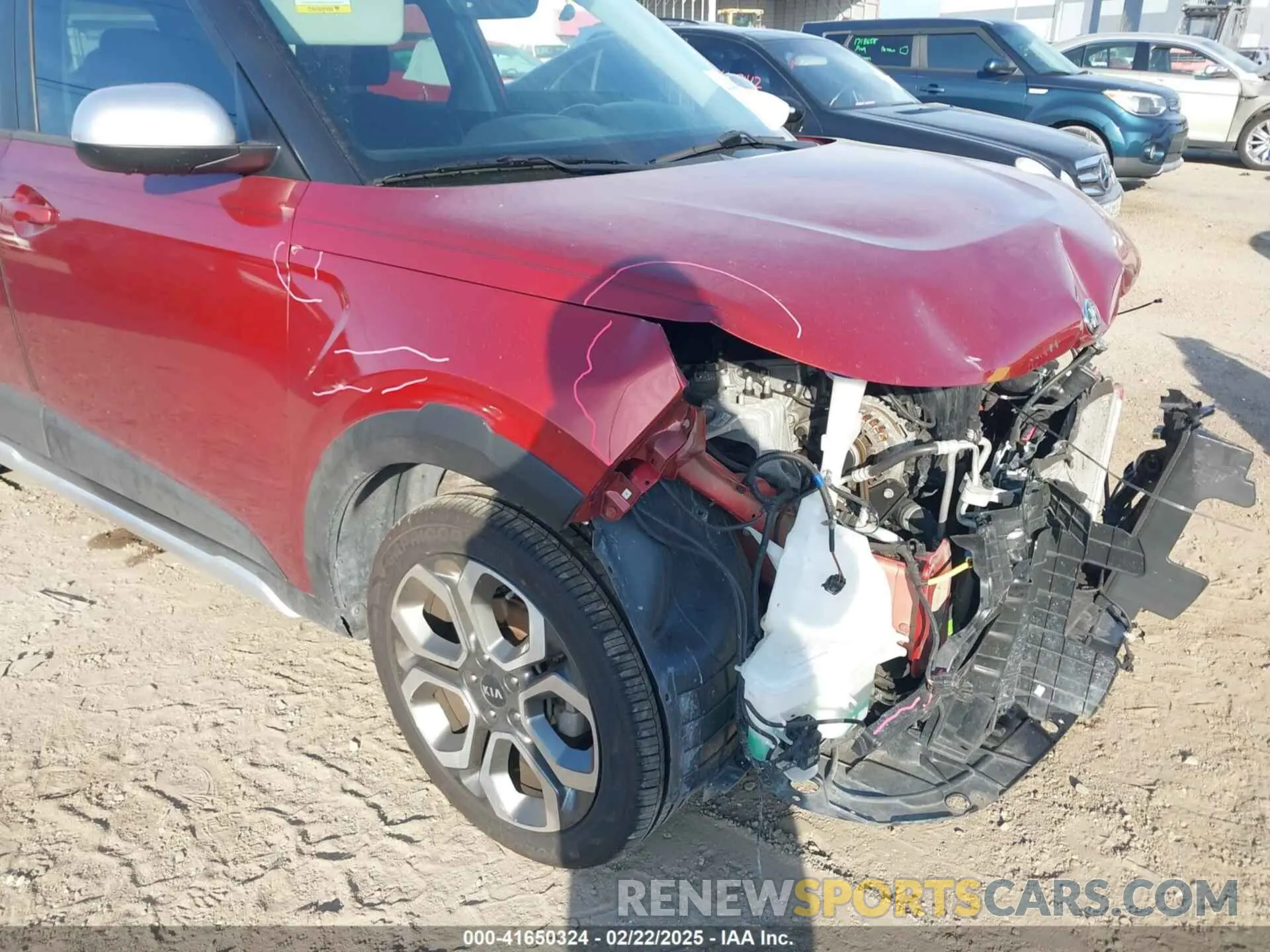 6 Photograph of a damaged car KNDJ23AUXL7091033 KIA SOUL 2020