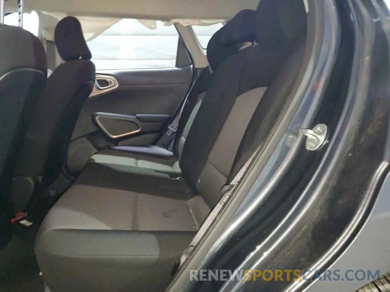 10 Photograph of a damaged car KNDJ23AUXL7092103 KIA SOUL 2020
