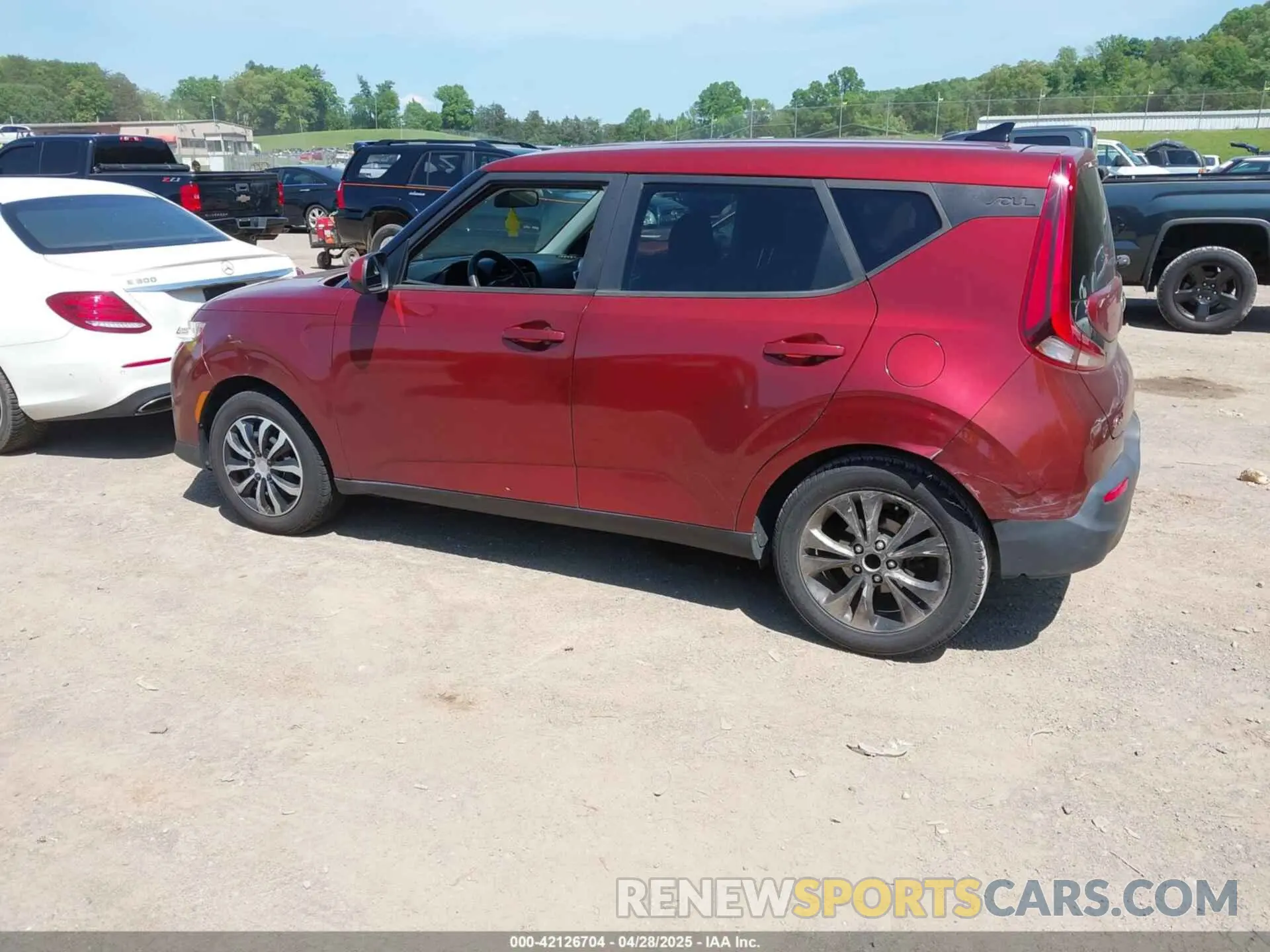 3 Photograph of a damaged car KNDJ23AUXL7097365 KIA SOUL 2020