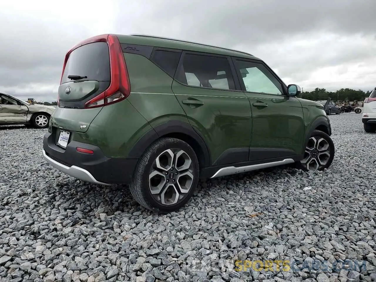 3 Photograph of a damaged car KNDJ23AUXL7106808 KIA SOUL 2020