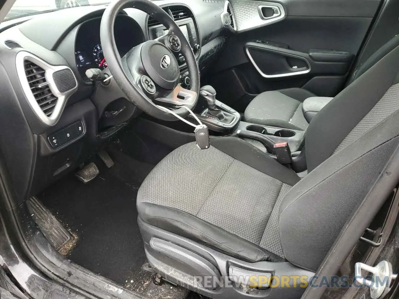 7 Photograph of a damaged car KNDJ23AUXL7706261 KIA SOUL 2020