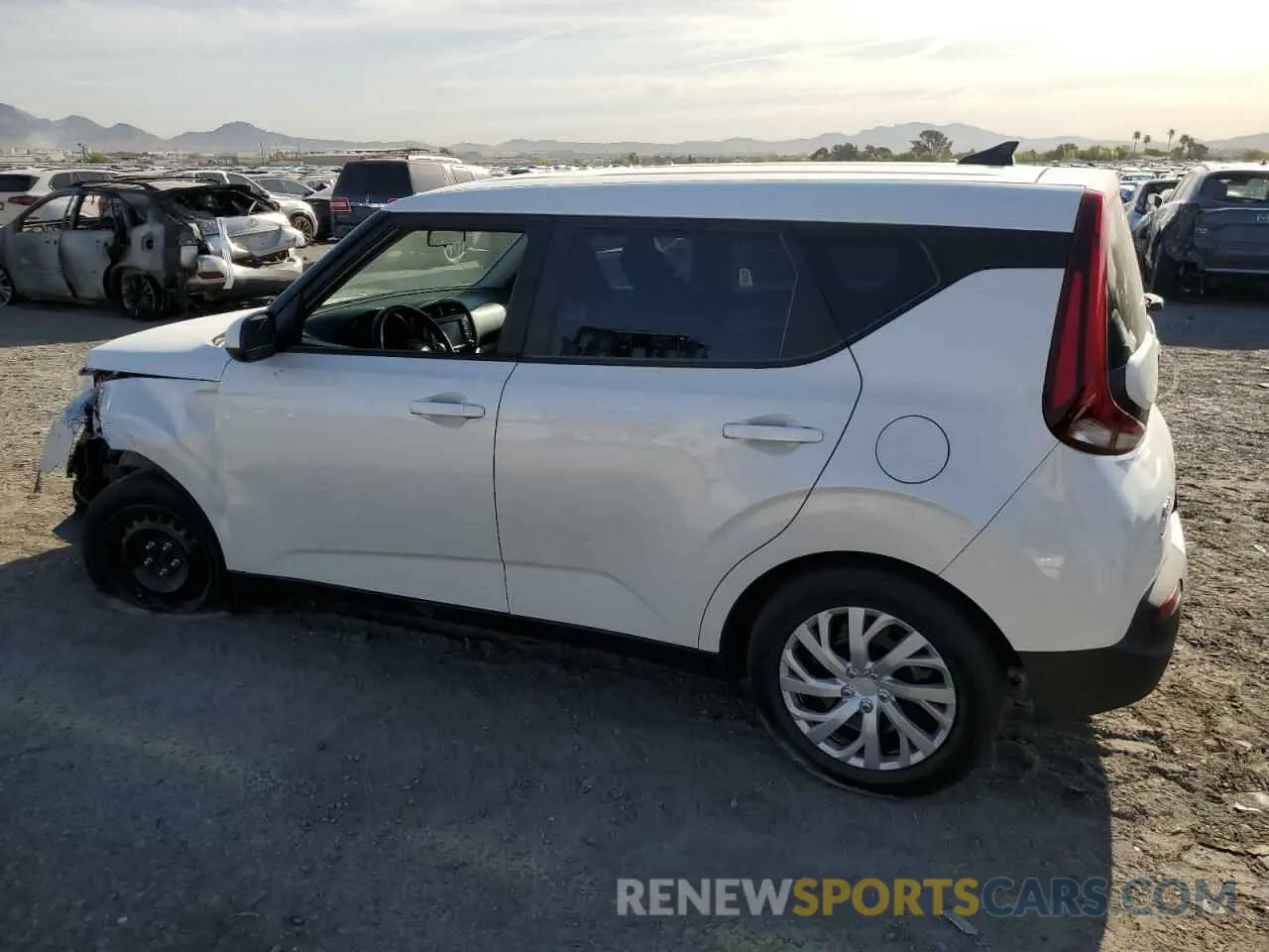 2 Photograph of a damaged car KNDJ23AUXL7715297 KIA SOUL 2020
