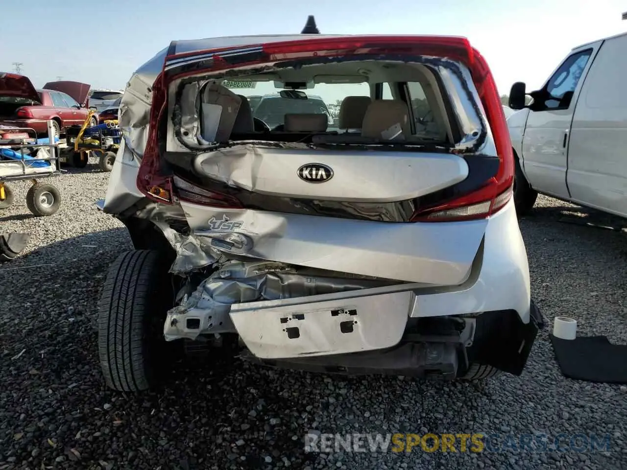 6 Photograph of a damaged car KNDJ23AUXL7716725 KIA SOUL 2020