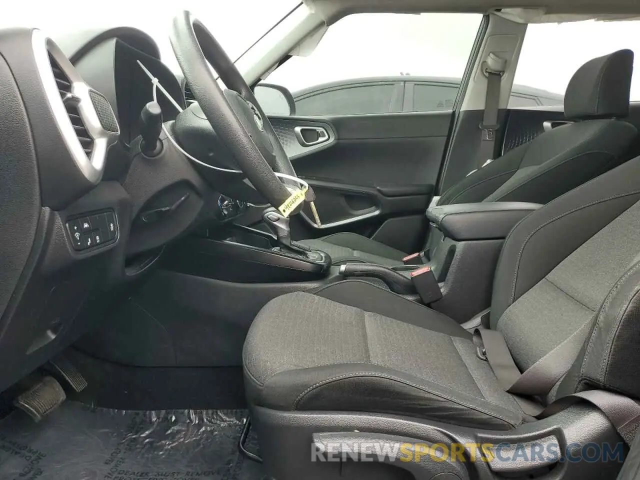 7 Photograph of a damaged car KNDJ23AUXL7716918 KIA SOUL 2020