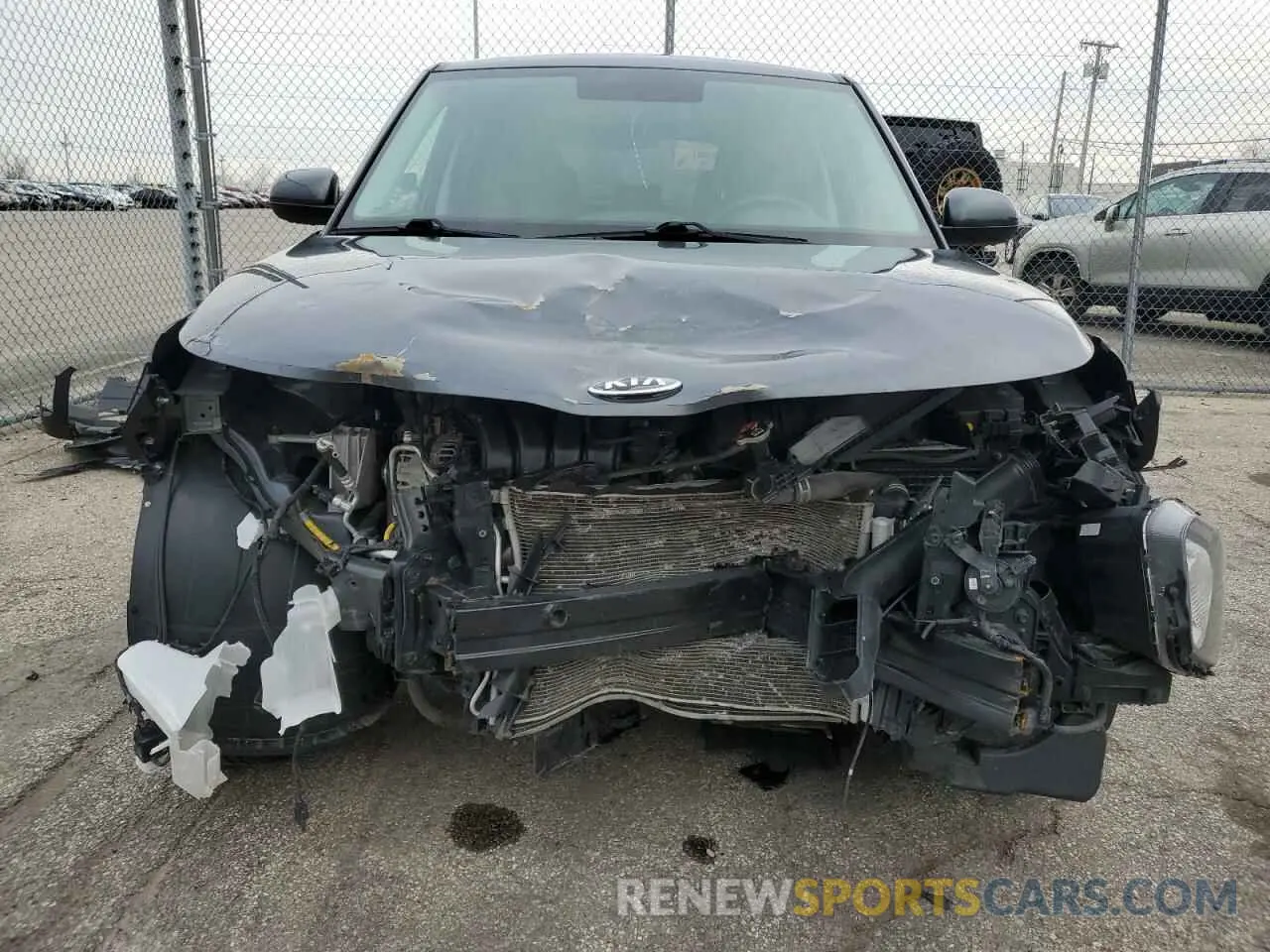 5 Photograph of a damaged car KNDJ23AUXL7723609 KIA SOUL 2020