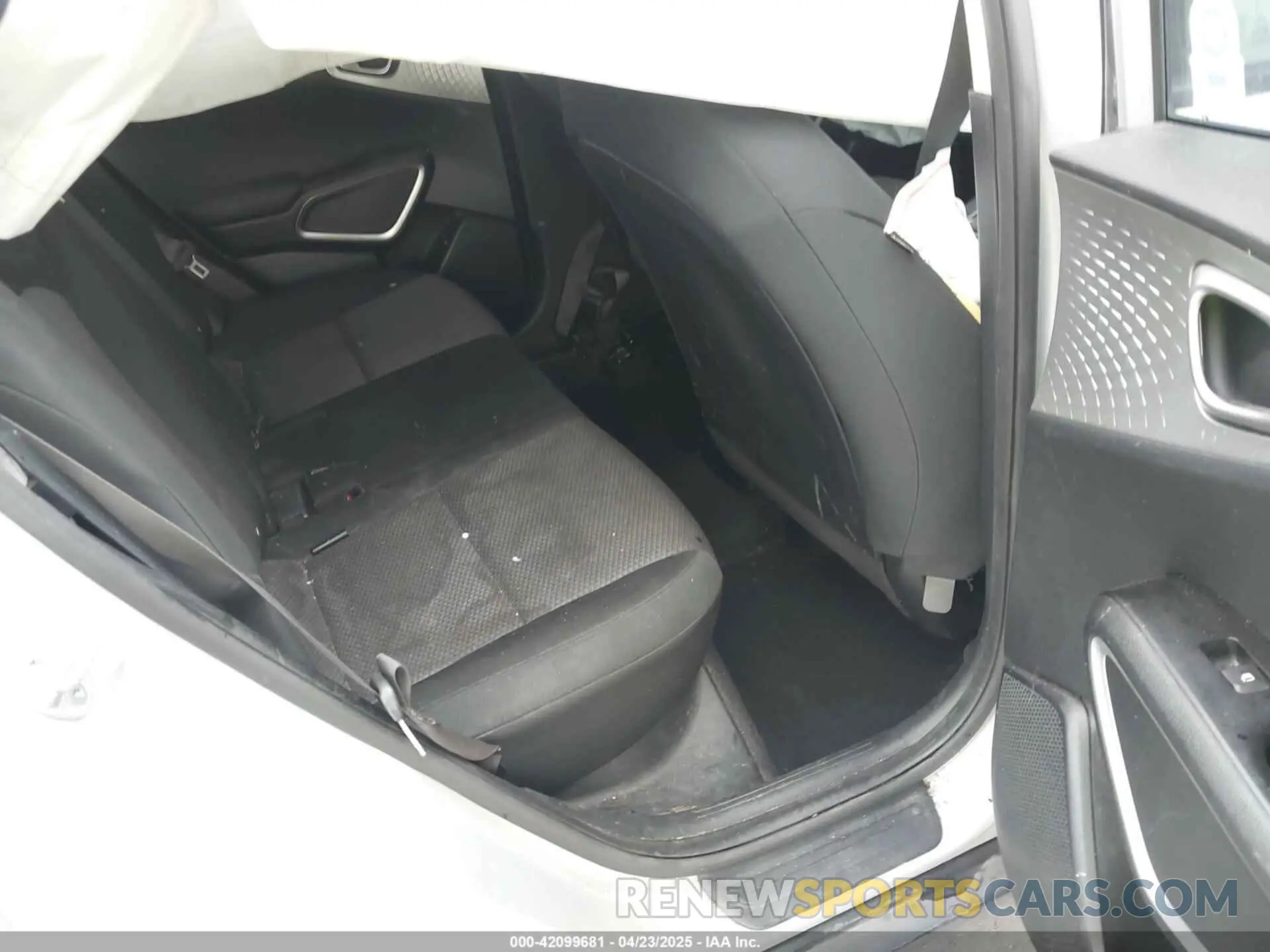 8 Photograph of a damaged car KNDJ23AUXL7734187 KIA SOUL 2020