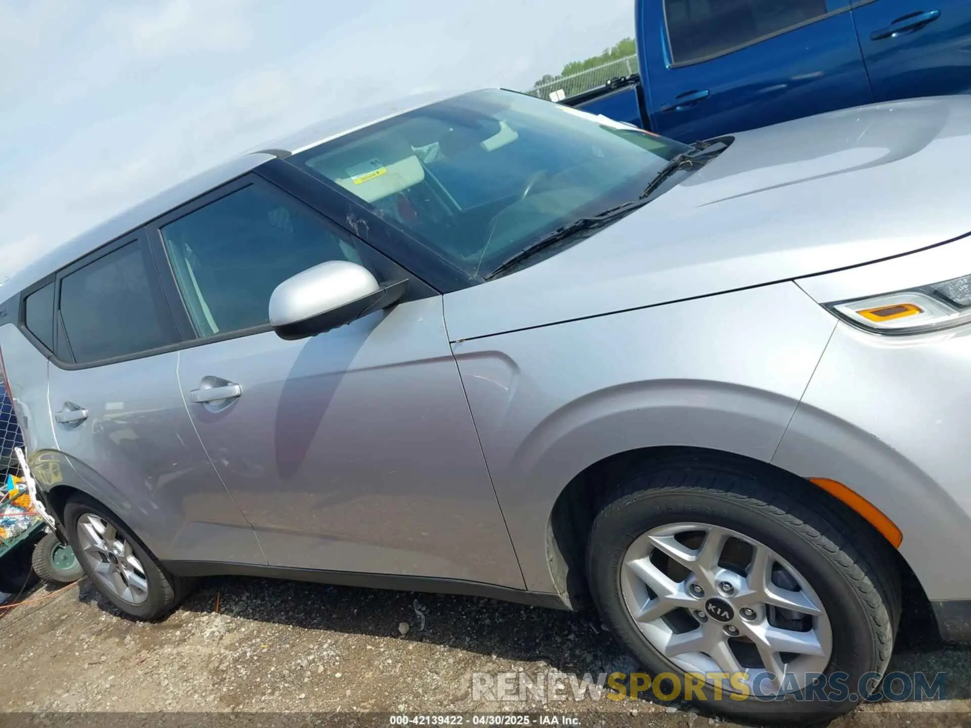 13 Photograph of a damaged car KNDJ23AUXL7735193 KIA SOUL 2020