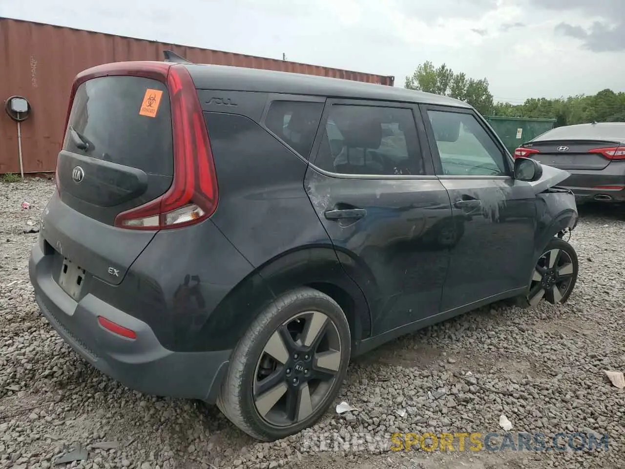 3 Photograph of a damaged car KNDJ33AU1L7008618 KIA SOUL 2020