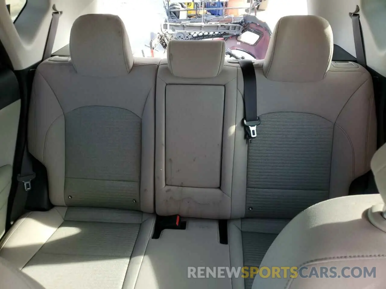 10 Photograph of a damaged car KNDJ33AU2L7008532 KIA SOUL 2020
