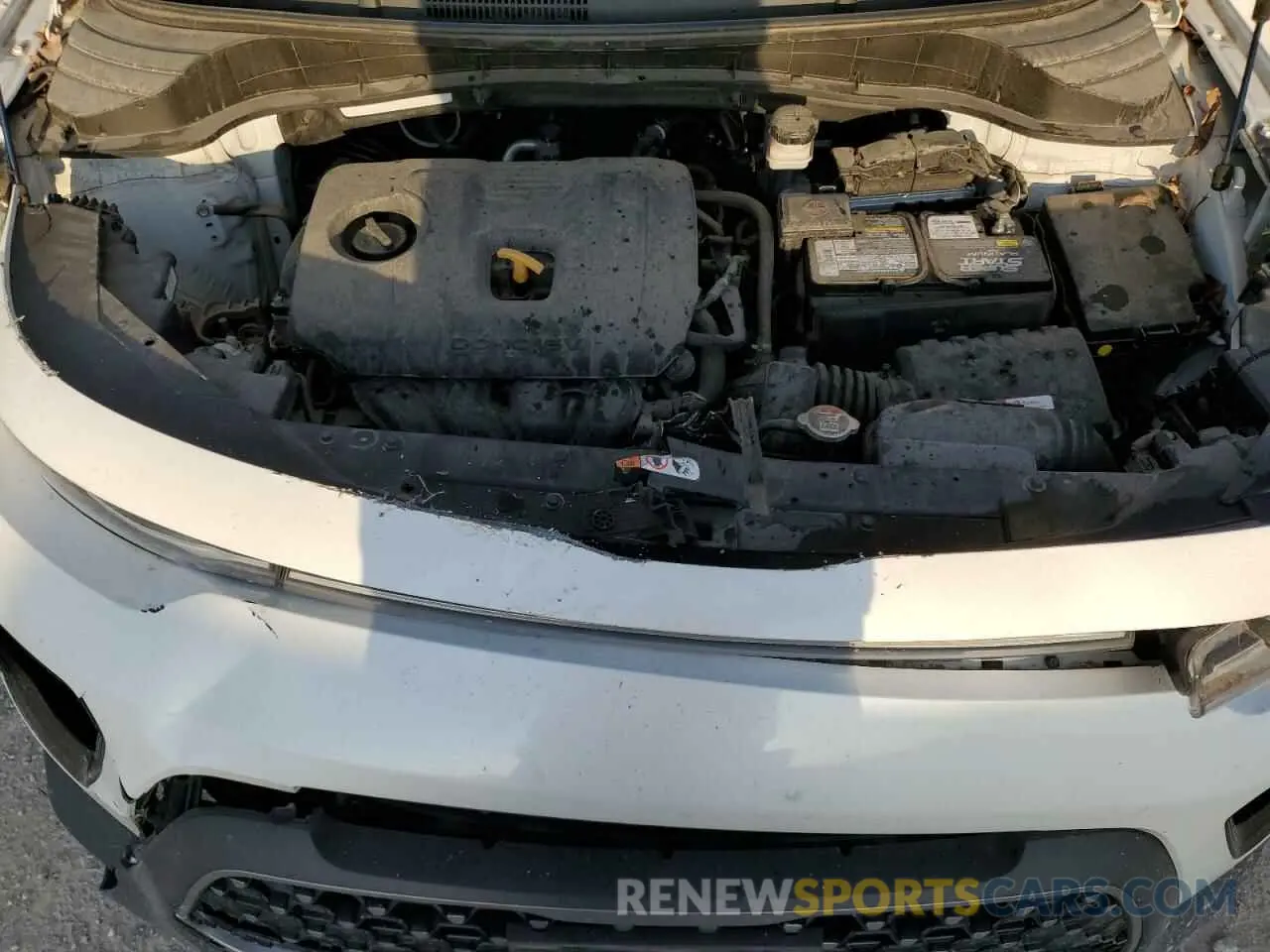 13 Photograph of a damaged car KNDJ33AU3L7023668 KIA SOUL 2020