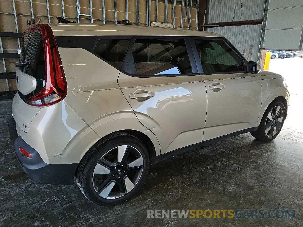 3 Photograph of a damaged car KNDJ33AU3L7076967 KIA SOUL 2020