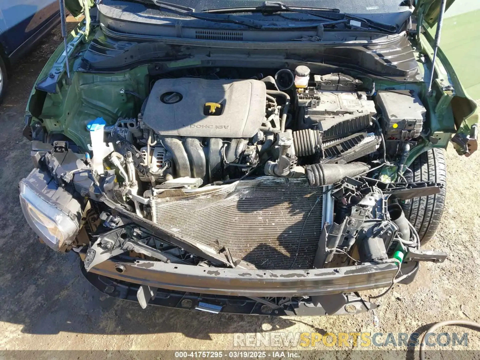 10 Photograph of a damaged car KNDJ33AU3L7107506 KIA SOUL 2020