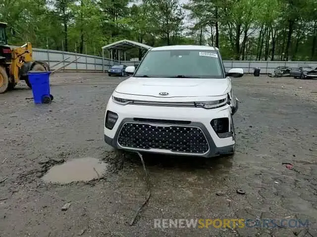 13 Photograph of a damaged car KNDJ33AU4L7122371 KIA SOUL 2020