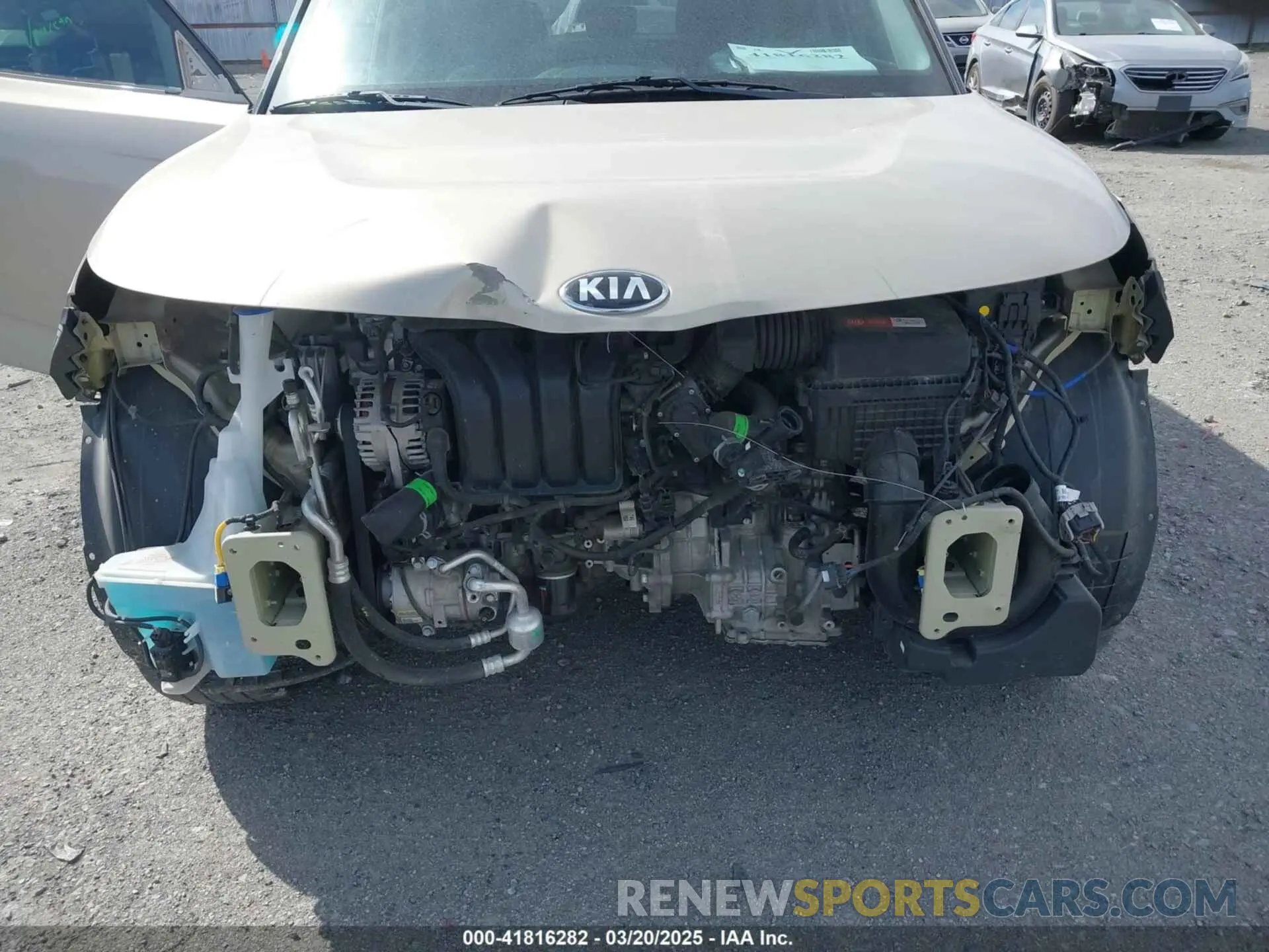 6 Photograph of a damaged car KNDJ33AU5L7073908 KIA SOUL 2020
