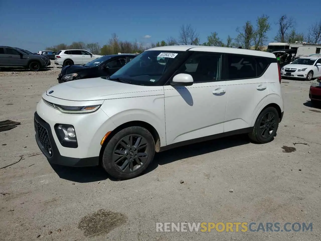 1 Photograph of a damaged car KNDJ33AU5L7708870 KIA SOUL 2020
