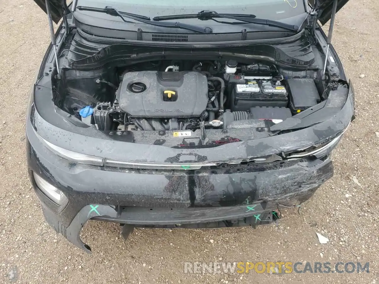 11 Photograph of a damaged car KNDJ33AU7L7702648 KIA SOUL 2020