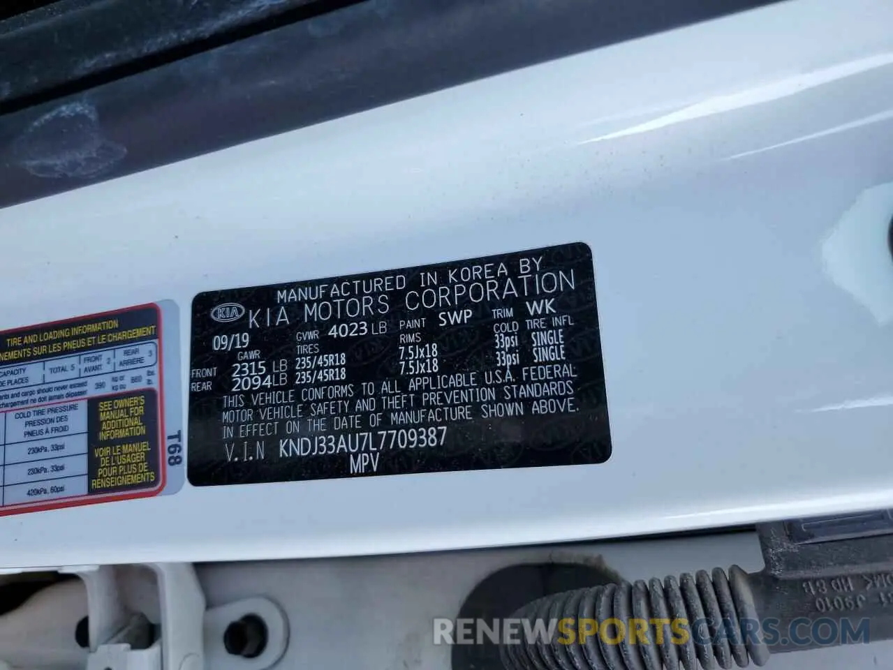 16 Photograph of a damaged car KNDJ33AU7L7709387 KIA SOUL 2020