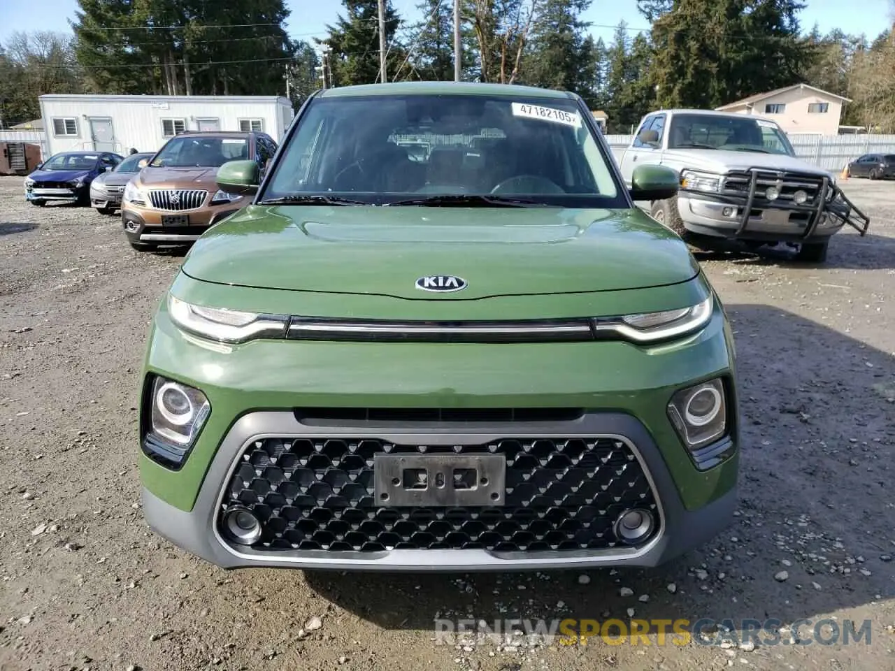 5 Photograph of a damaged car KNDJ33AU9L7115674 KIA SOUL 2020