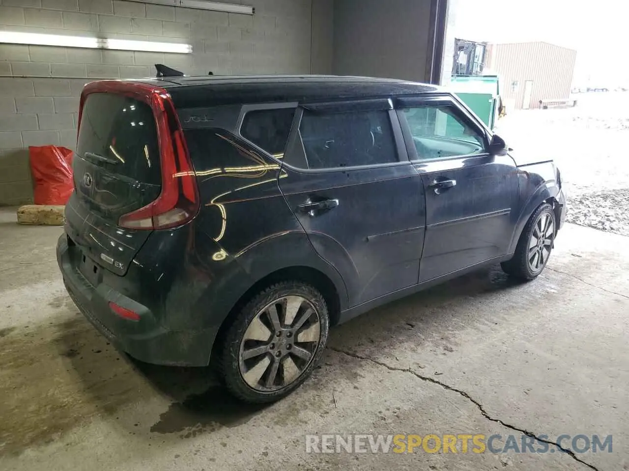 3 Photograph of a damaged car KNDJ33AU9L7721508 KIA SOUL 2020