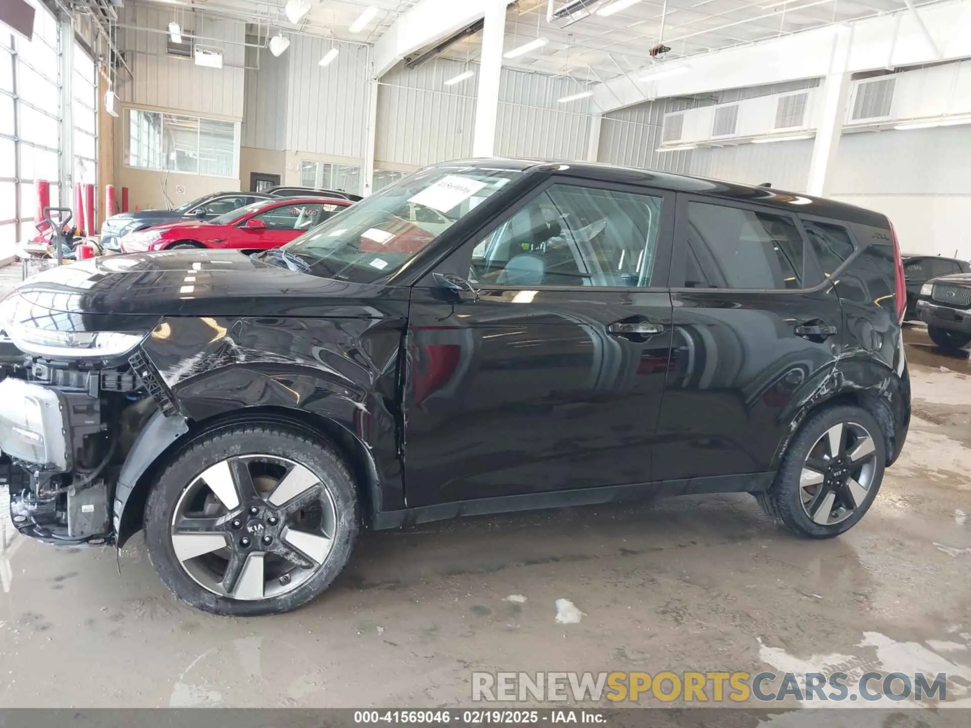 15 Photograph of a damaged car KNDJ33AUXL7087223 KIA SOUL 2020