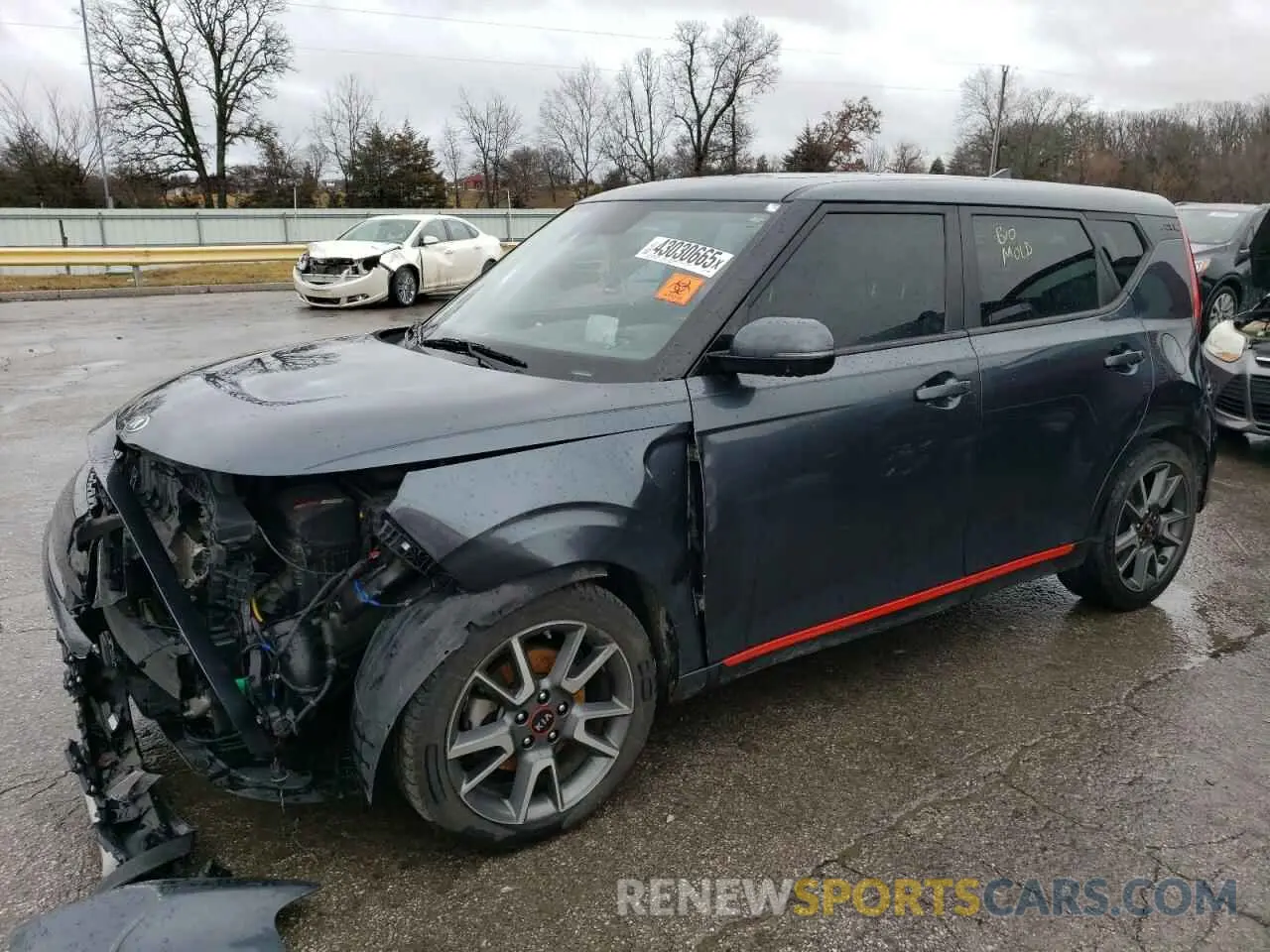 1 Photograph of a damaged car KNDJ53AF2L7058648 KIA SOUL 2020