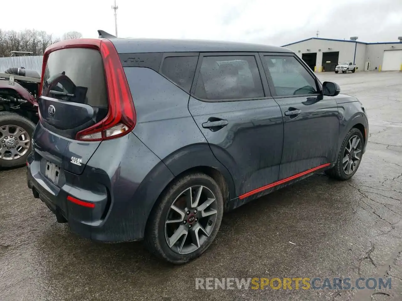 3 Photograph of a damaged car KNDJ53AF2L7058648 KIA SOUL 2020