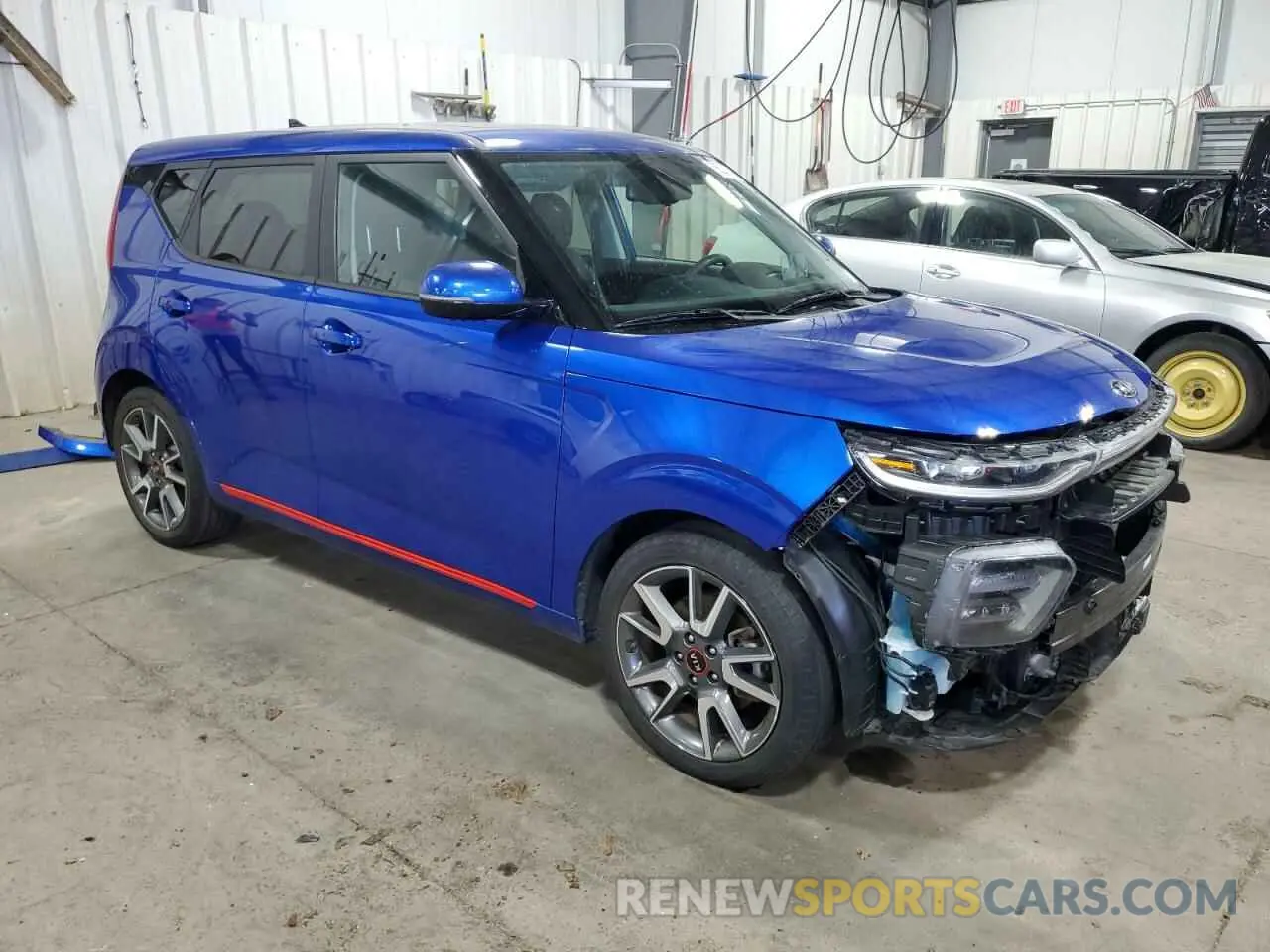 4 Photograph of a damaged car KNDJ53AF9L7116707 KIA SOUL 2020
