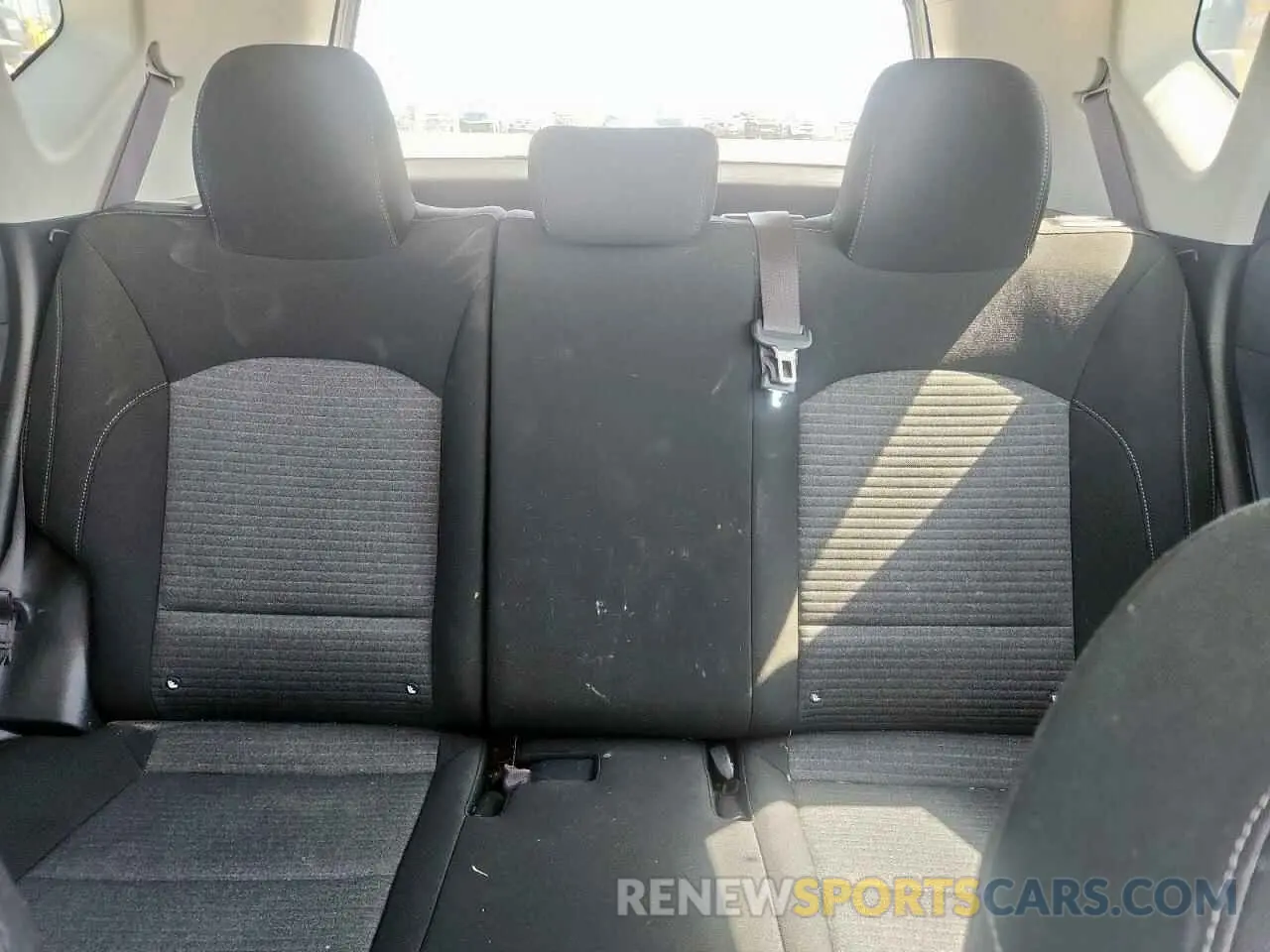 10 Photograph of a damaged car KNDJ63AU0L7040290 KIA SOUL 2020