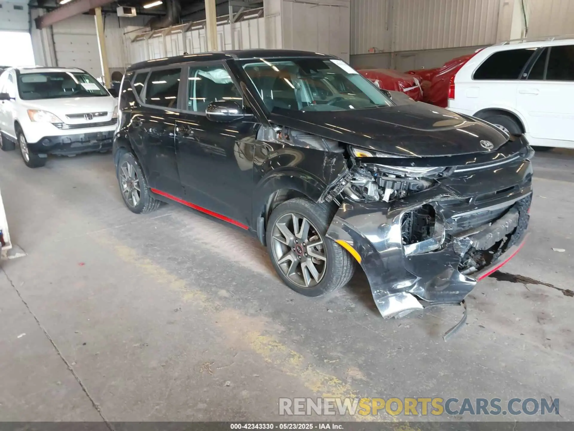 1 Photograph of a damaged car KNDJ63AU0L7067747 KIA SOUL 2020