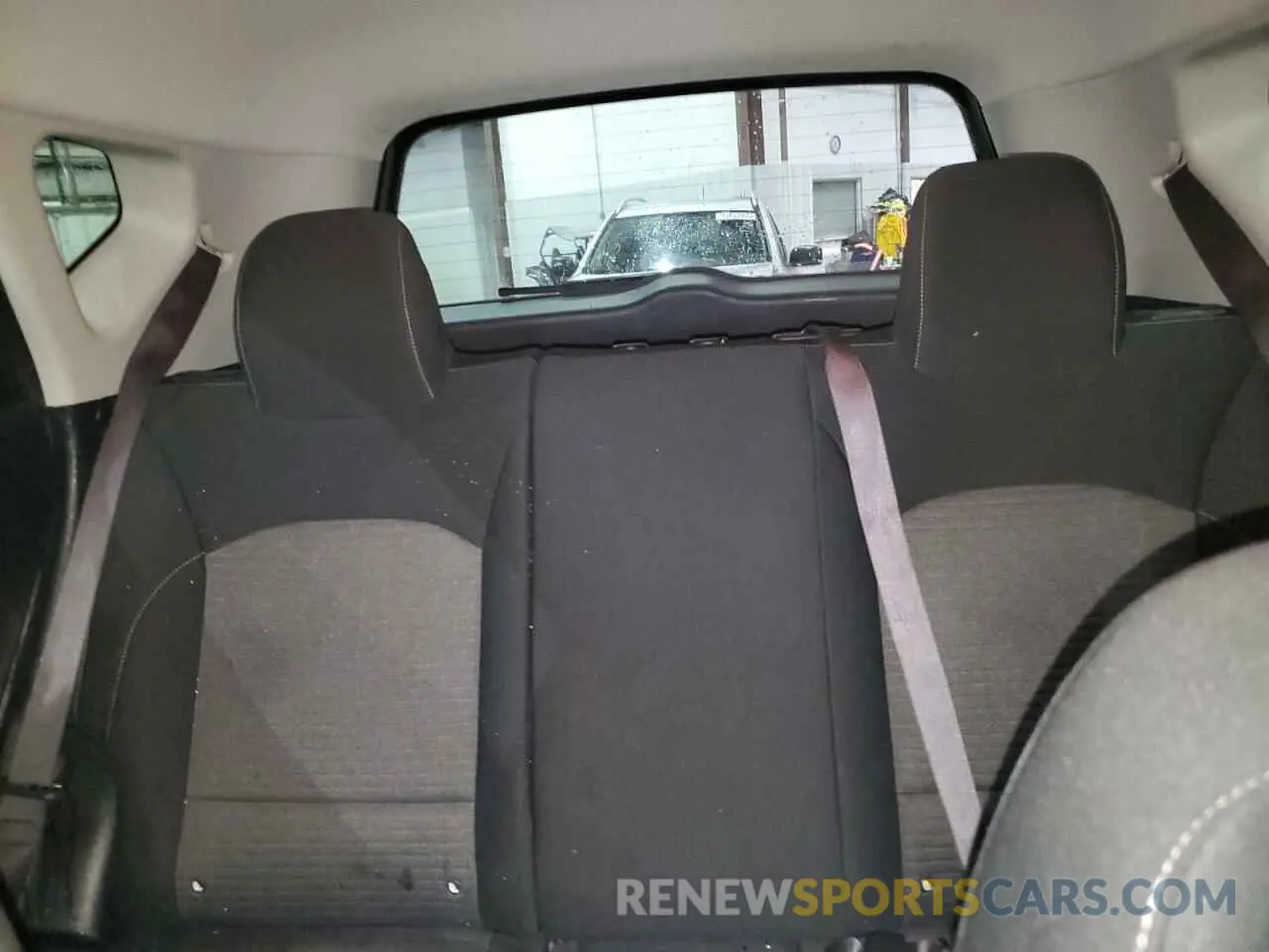 10 Photograph of a damaged car KNDJ63AU0L7089876 KIA SOUL 2020