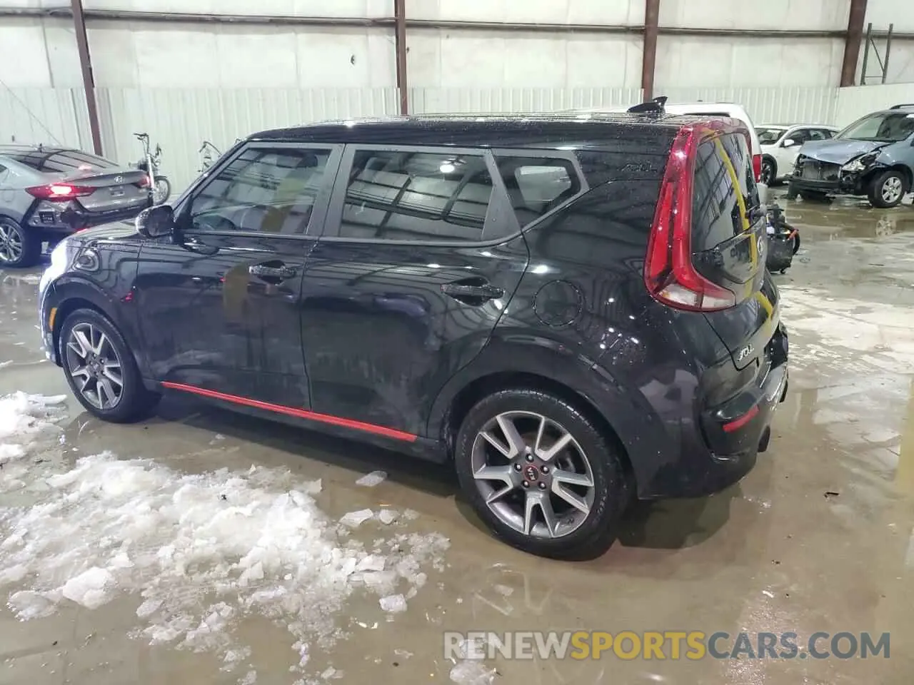 2 Photograph of a damaged car KNDJ63AU0L7089876 KIA SOUL 2020