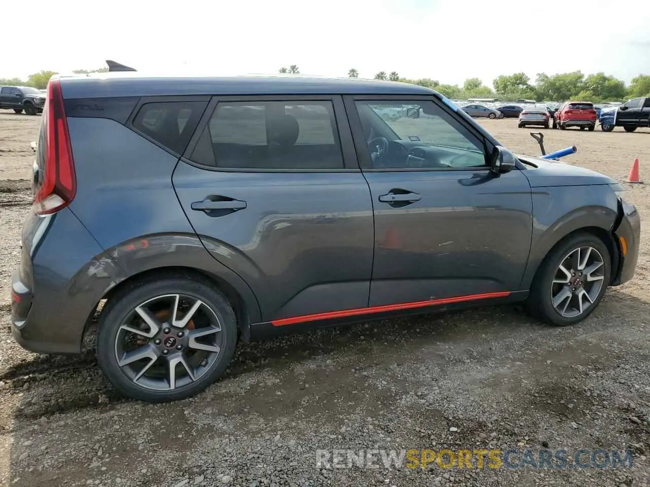 3 Photograph of a damaged car KNDJ63AU1L7014149 KIA SOUL 2020