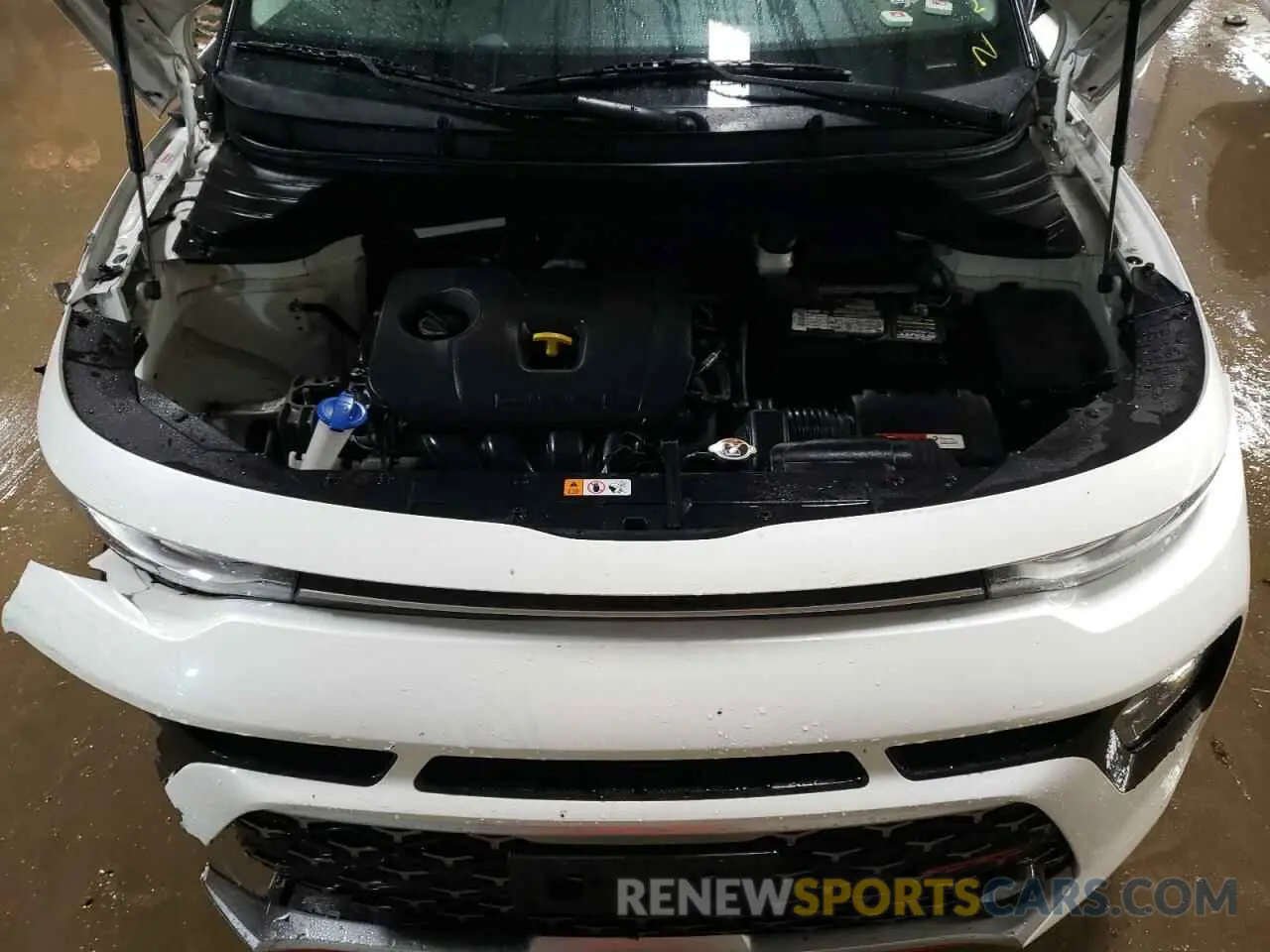 11 Photograph of a damaged car KNDJ63AU1L7016855 KIA SOUL 2020