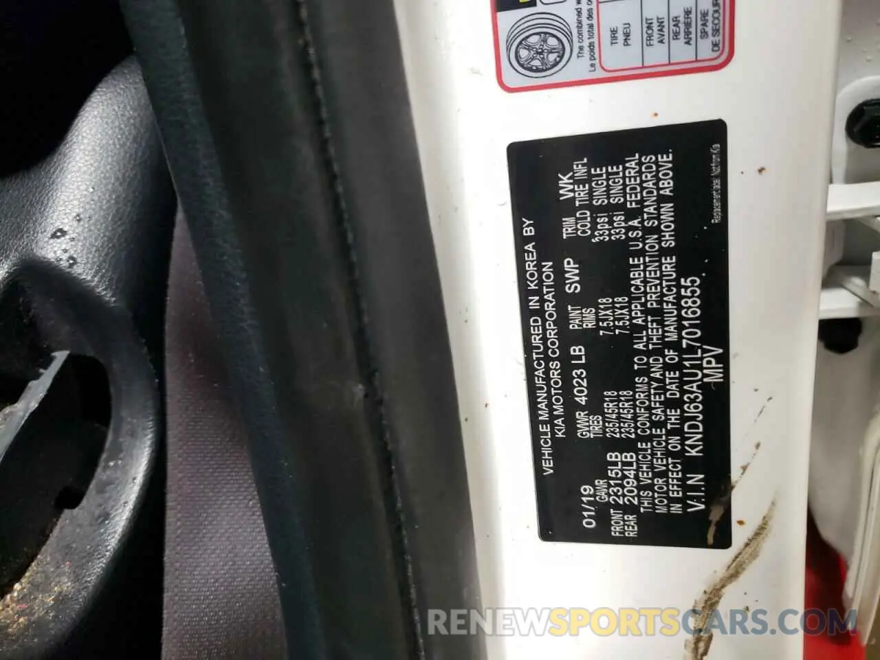 12 Photograph of a damaged car KNDJ63AU1L7016855 KIA SOUL 2020