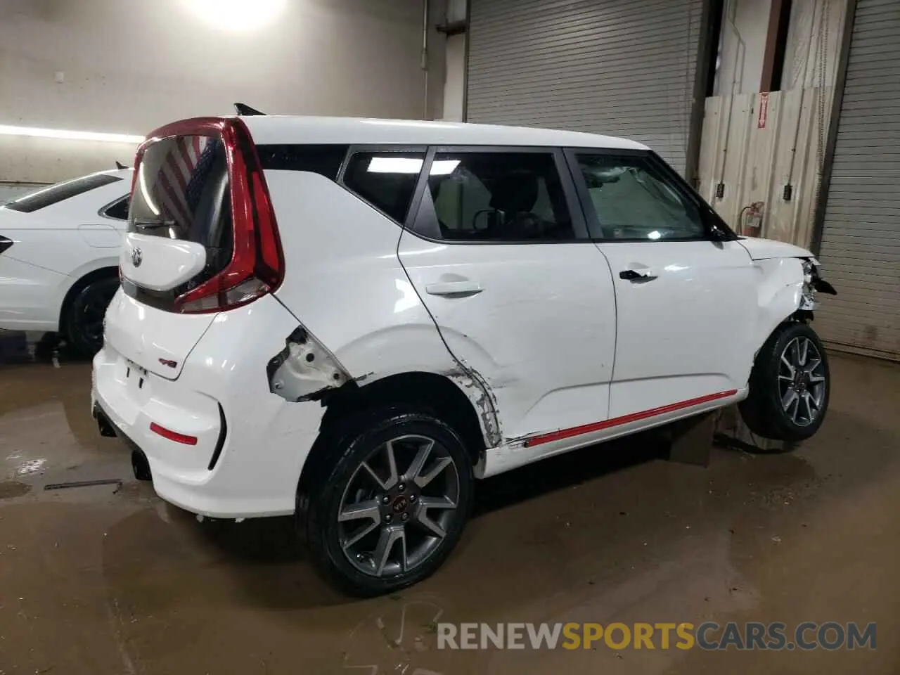 3 Photograph of a damaged car KNDJ63AU1L7016855 KIA SOUL 2020