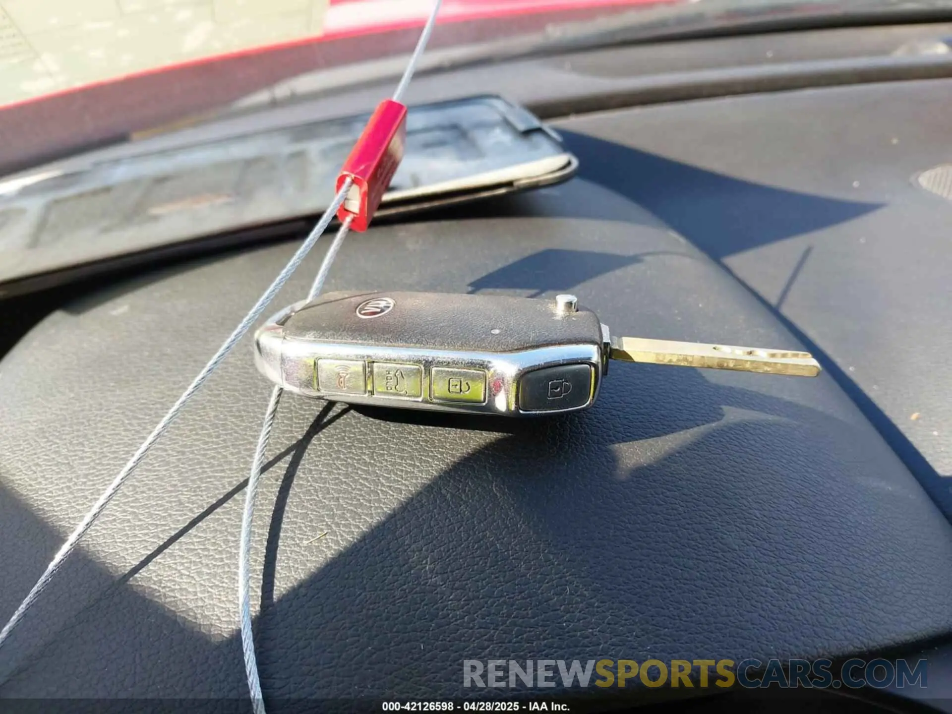 11 Photograph of a damaged car KNDJ63AU1L7016967 KIA SOUL 2020