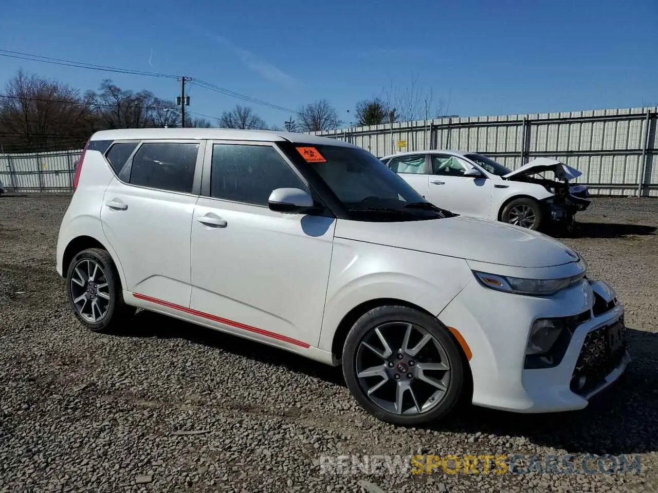 4 Photograph of a damaged car KNDJ63AU1L7020551 KIA SOUL 2020