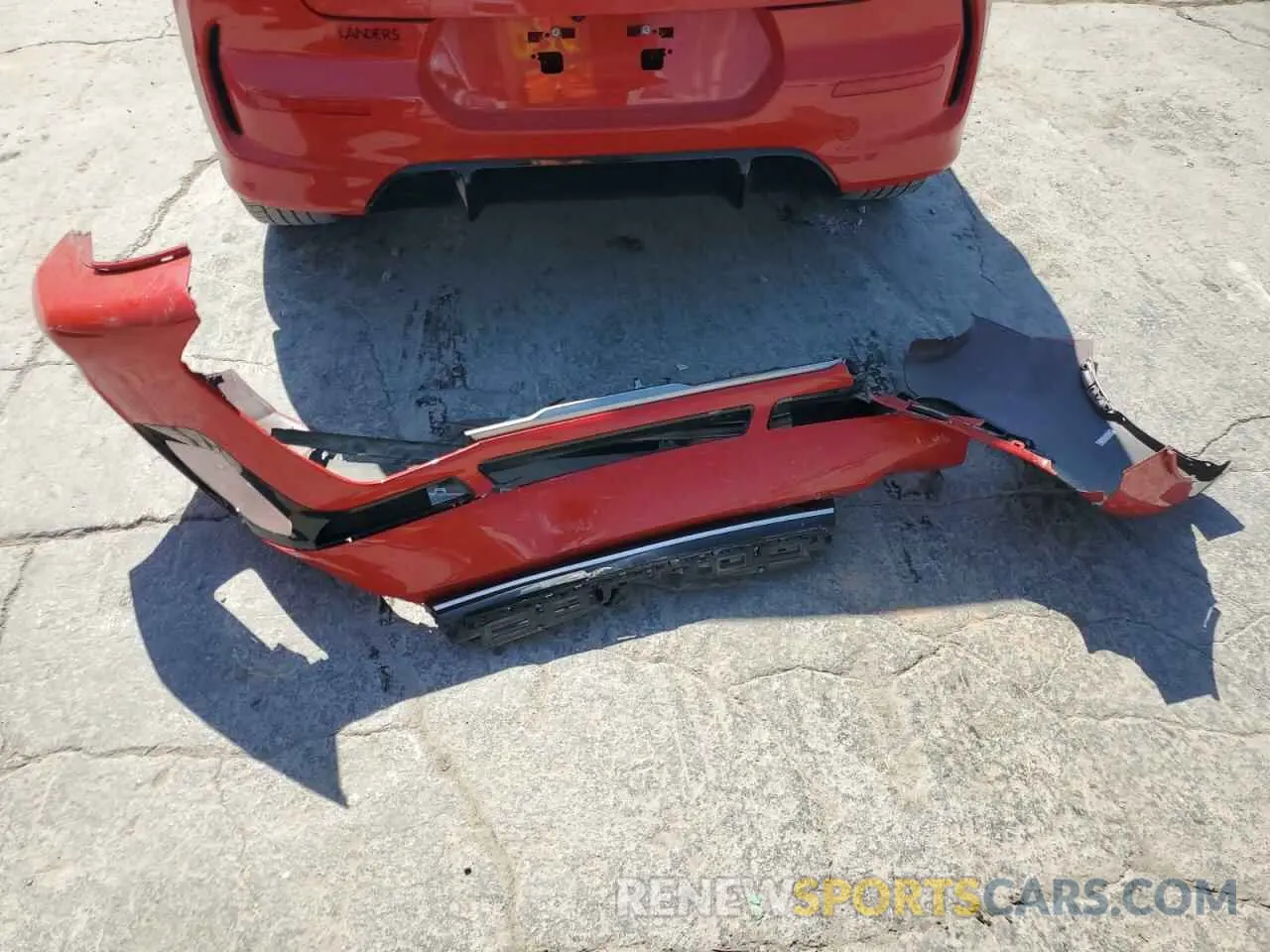 12 Photograph of a damaged car KNDJ63AU1L7025698 KIA SOUL 2020