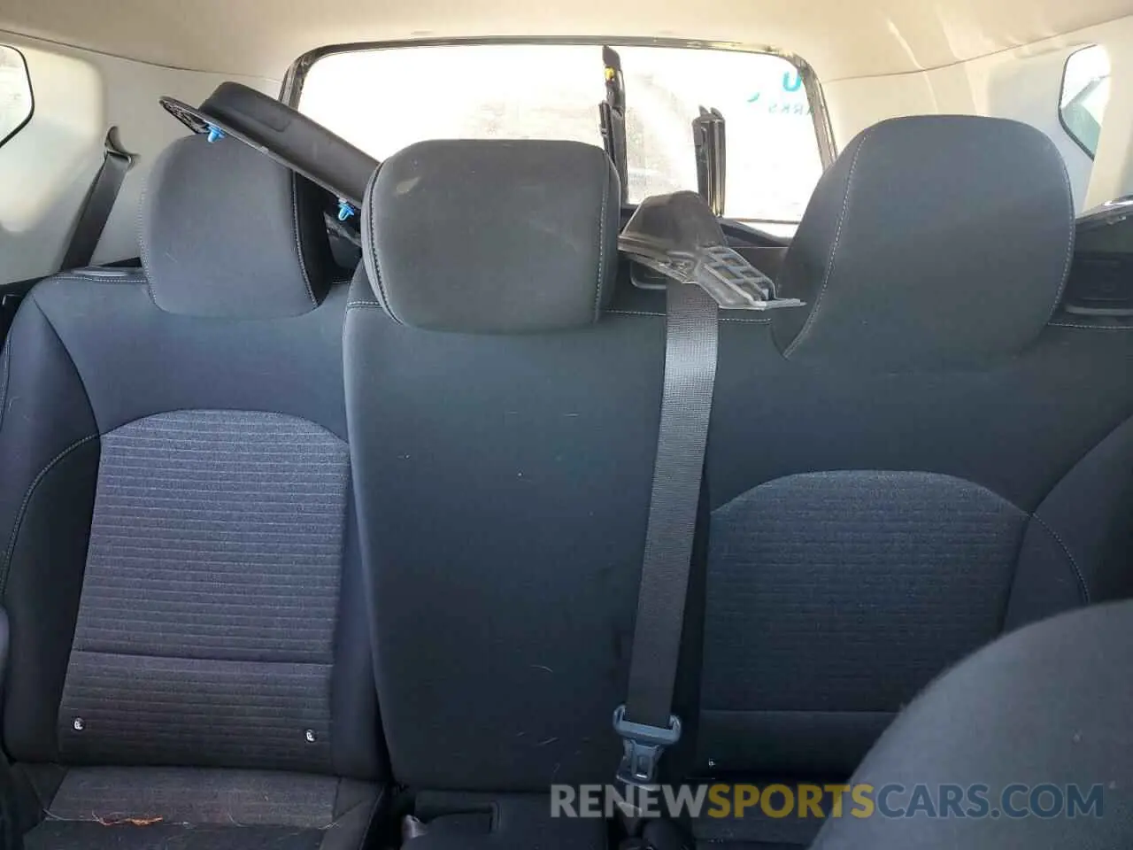 10 Photograph of a damaged car KNDJ63AU2L7002222 KIA SOUL 2020