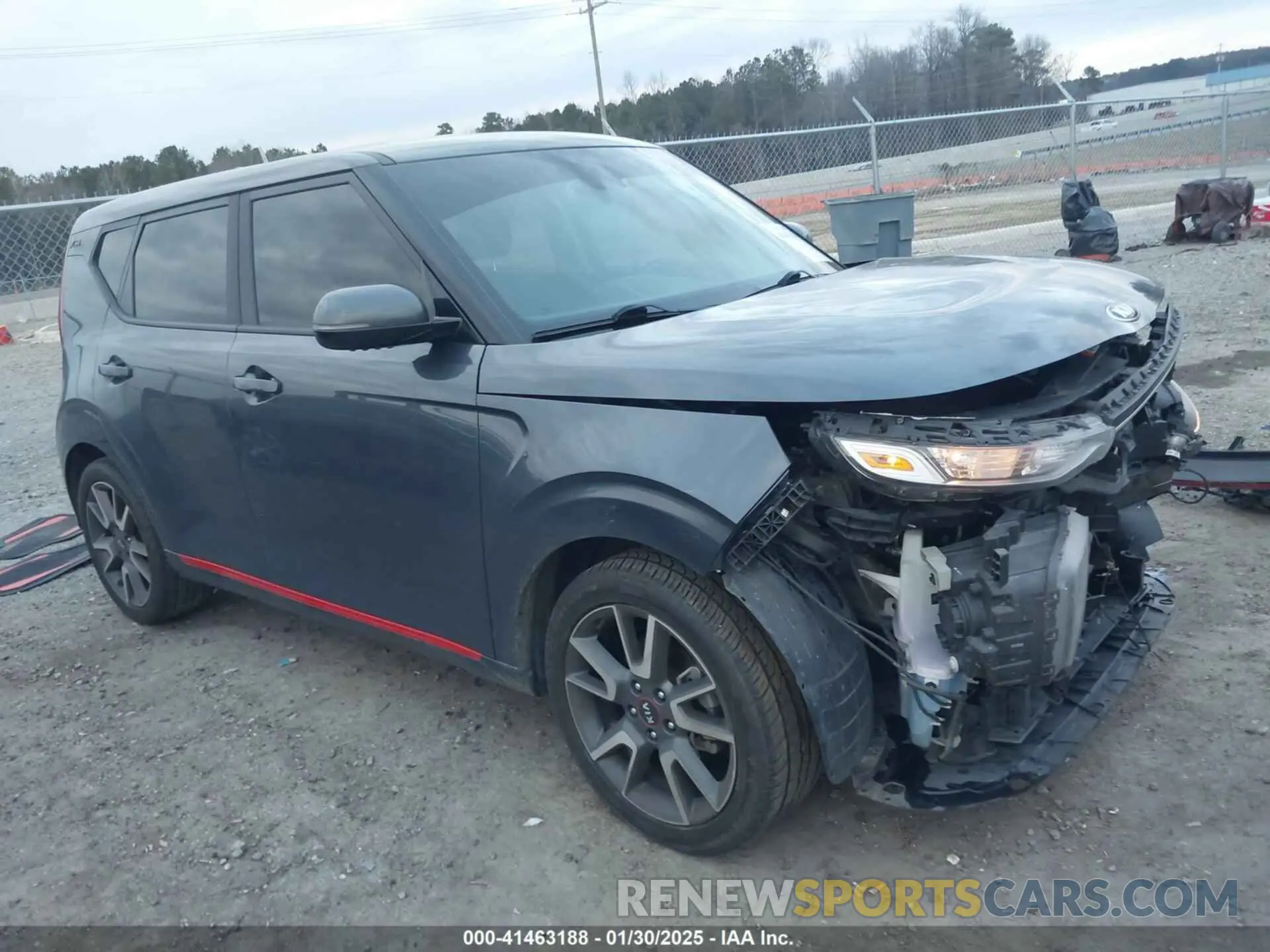 1 Photograph of a damaged car KNDJ63AU2L7075381 KIA SOUL 2020