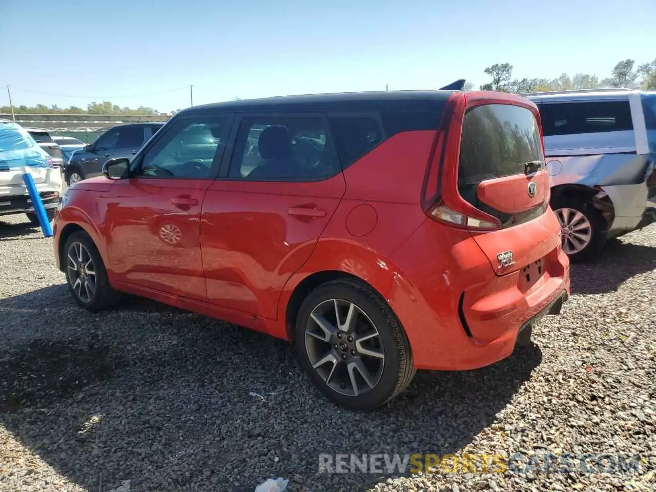 2 Photograph of a damaged car KNDJ63AU2L7095727 KIA SOUL 2020