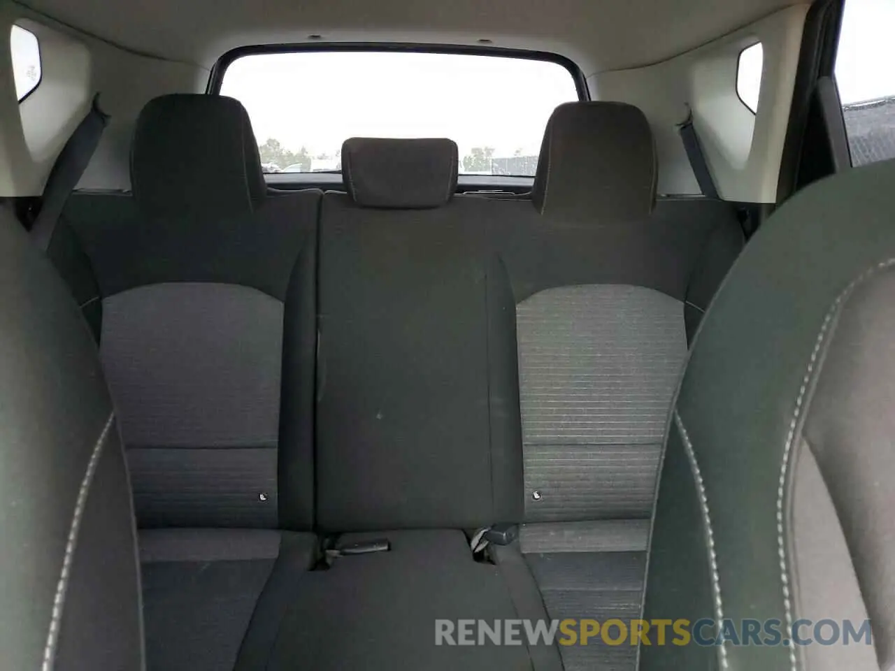 10 Photograph of a damaged car KNDJ63AU3L7057004 KIA SOUL 2020