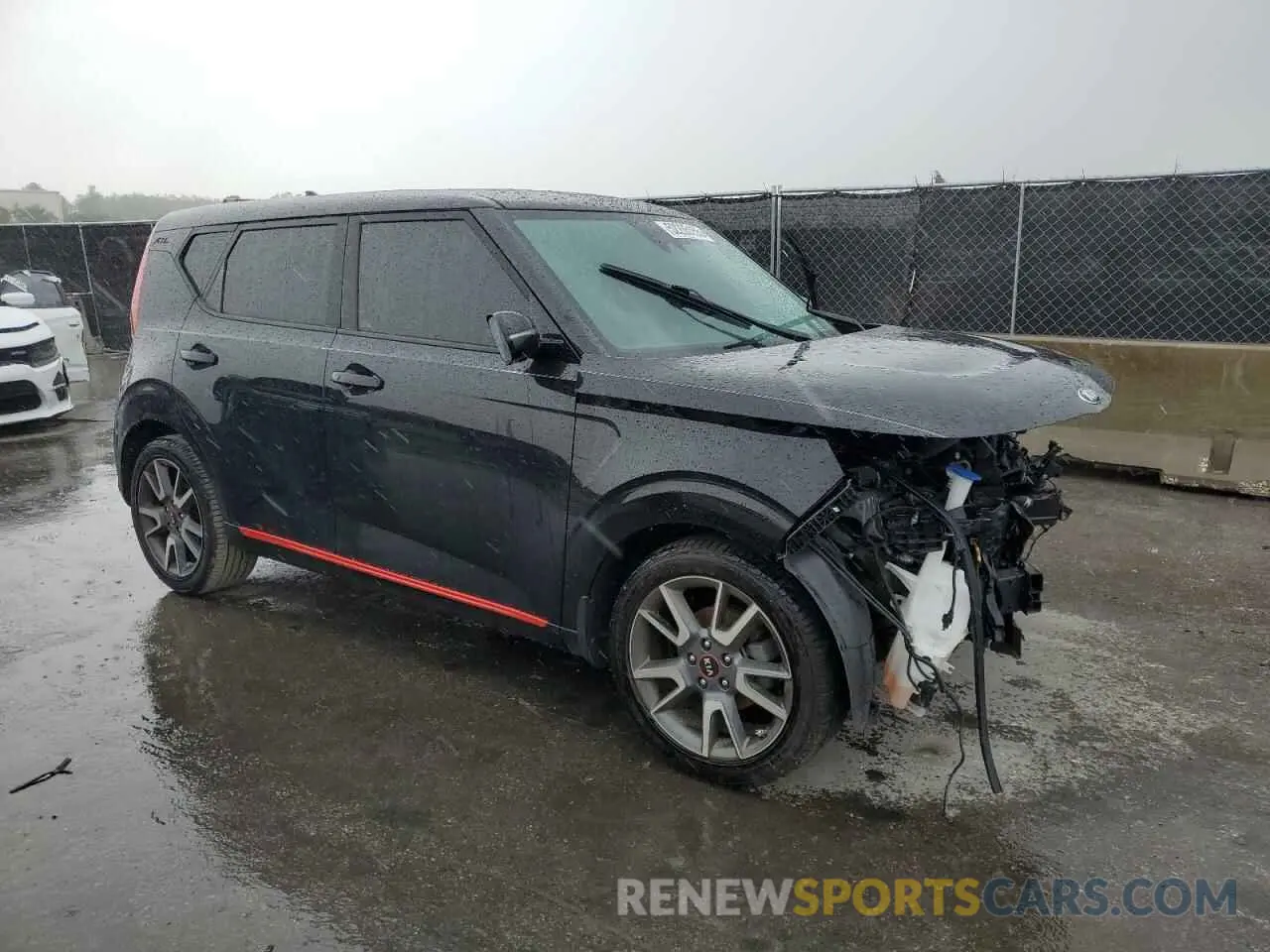 4 Photograph of a damaged car KNDJ63AU3L7057004 KIA SOUL 2020