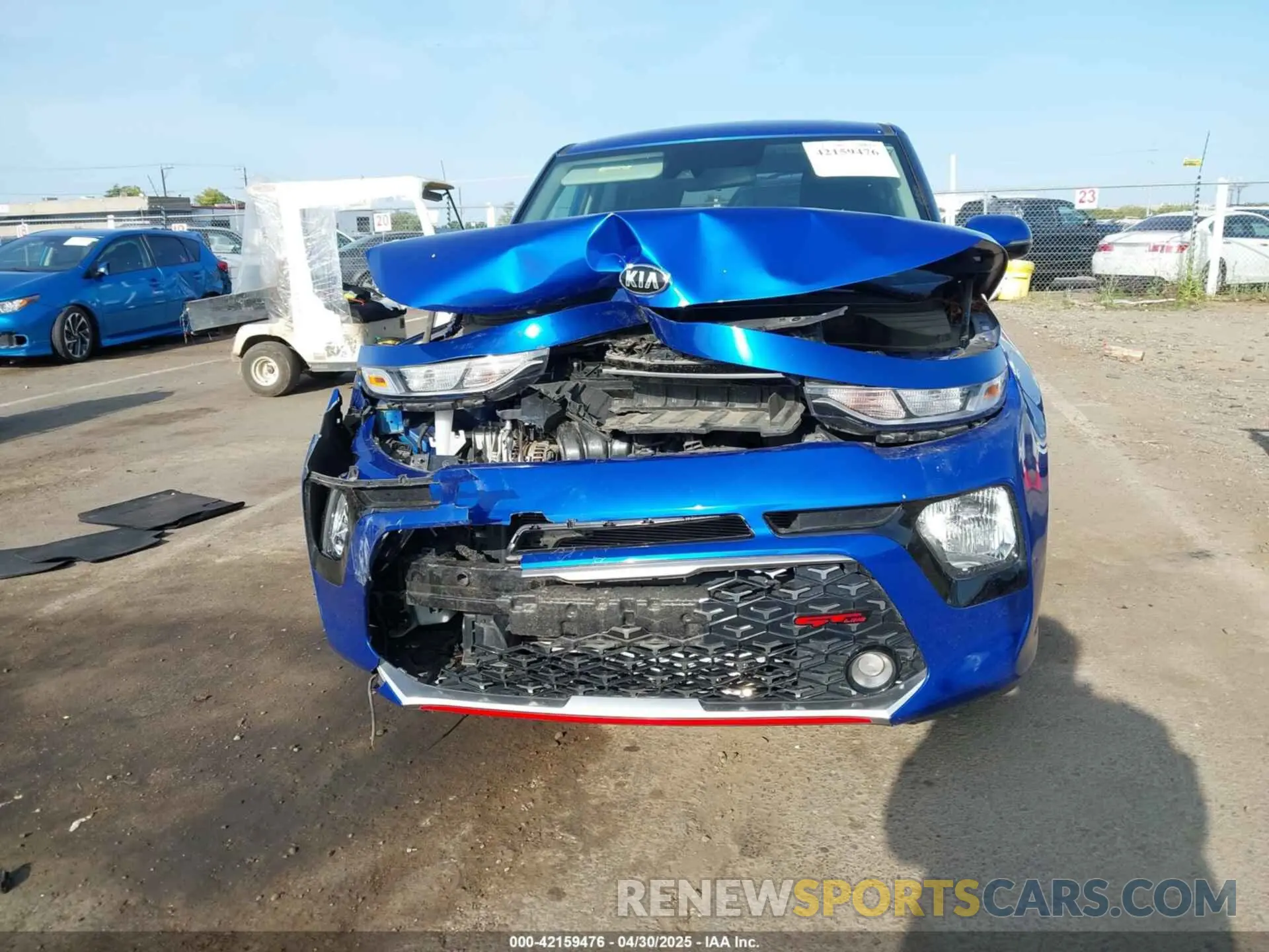 12 Photograph of a damaged car KNDJ63AU3L7081450 KIA SOUL 2020